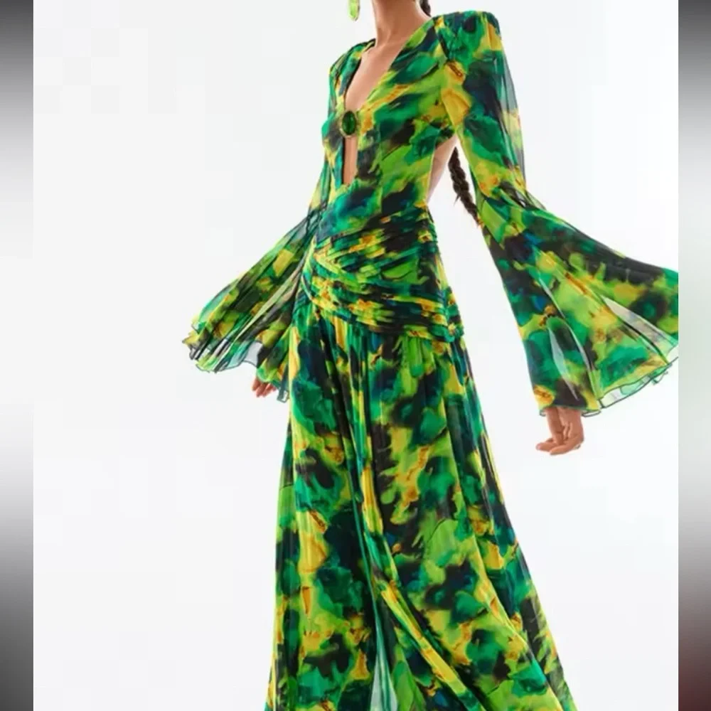 Incredible open back multi color chiffon maxi dress - Picture 2 of 11